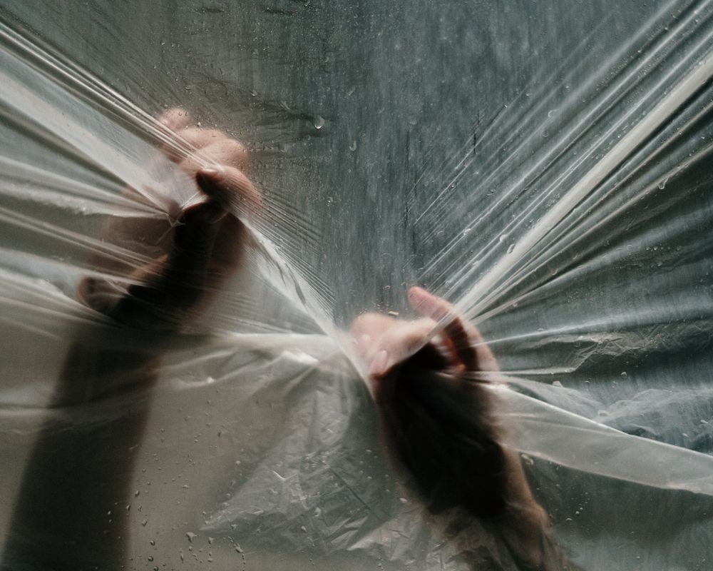 Clear stretch wrapping film
